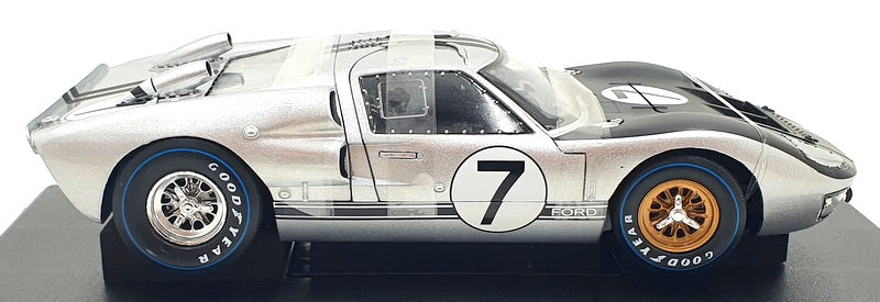 SHELBY COLLECTIBLES 1/18 - FORD GT 40 Mk II - Le Mans 1966 - End of SHELBY COLLECTIBLES 1/18 - FORD GT 40 Mk II - Le Mans 1966 - End of
