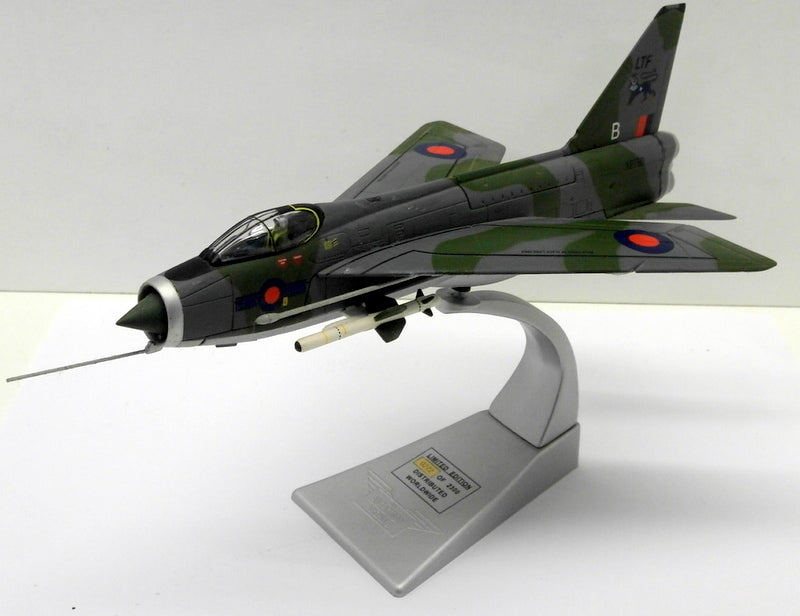 Corgi 1/72 AA32307 BAC Lightning F.3 XP750 RAF Binbrook 1977