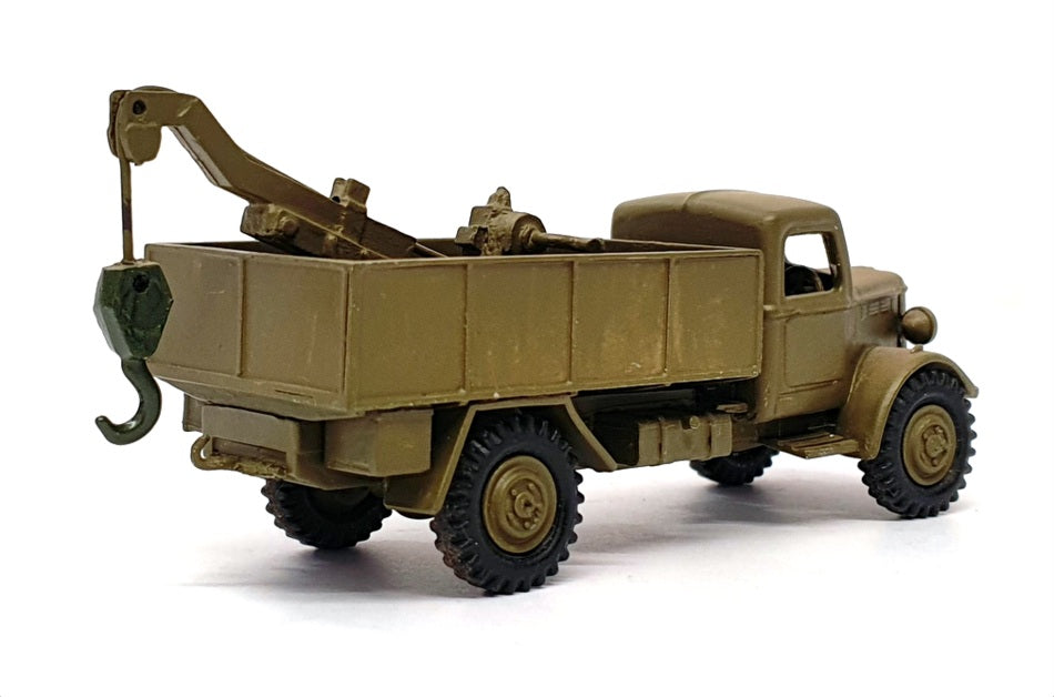 B&B Models 1/60 Scale BB01L - Bedford Military Tow Truck - Green