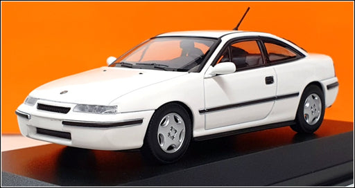 Maxichamps 1/43 Scale 940 045720 - 1989 Opel Calibra - White