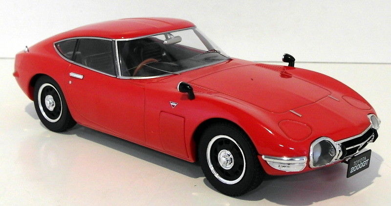 Triple 9 Models 1/18 Scale T9-1800184 - Toyota 2000GT - Red