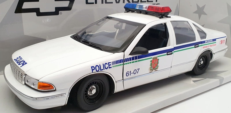 CHEVROLET CAPRICE CANADA POLICE CAR 1/18 UT Models 21023 voiture miniature coll