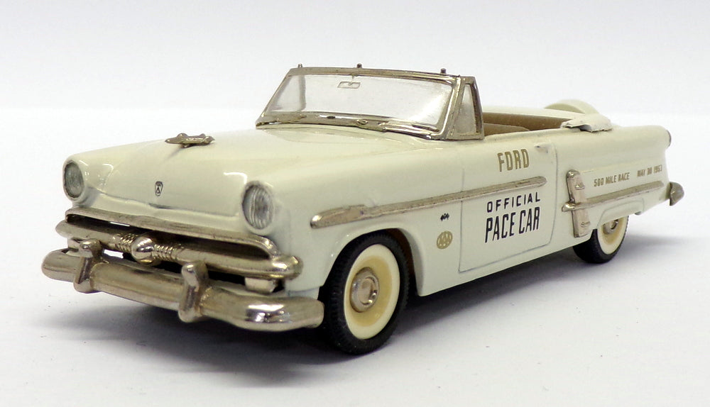 Collectors Classics 1/43 scale 0663 - 1953 Ford Sunliner Indy Pace Car