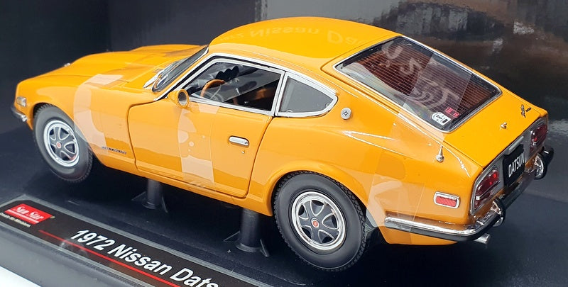 Sun Star 1/18 Scale Diecast 3511 - 1972 Nissan Datsun 240Z - Orange