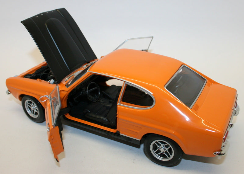 Minichamps 1/18 Diecast Car 150 089077 Ford Capri MK1 RS2600 1970 Orange / Black