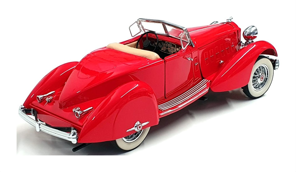 Danbury Mint 1/24 Scale FM15422 - 1934 Packard V-12 Le Baron Speedster - Red