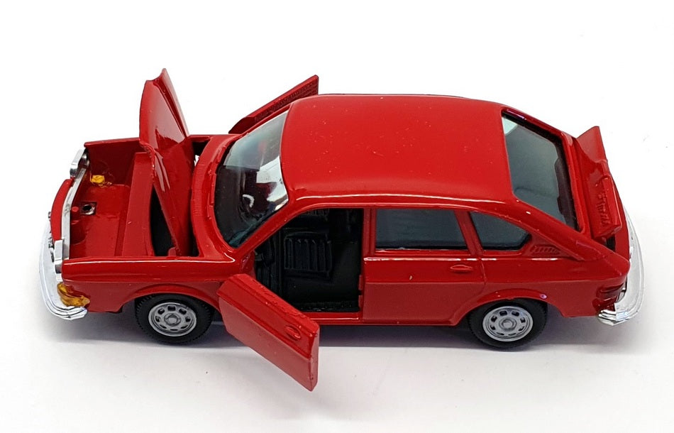 Gama 1/41 Scale Diecast 1125 - Volkswagen VW 411 - Red