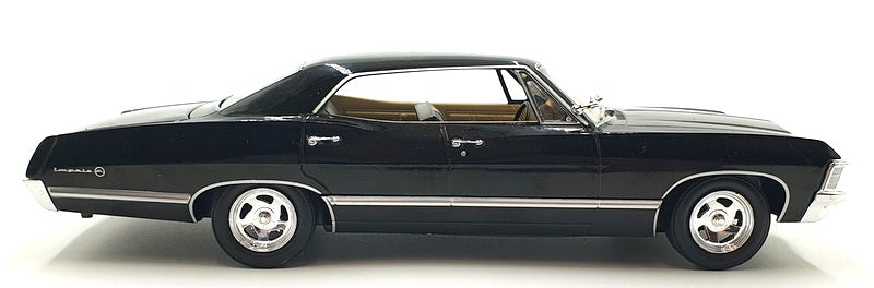 Greenlight 1/24 Scale 84035 - 1967 Chevrolet Impala Sport Sedan - Black