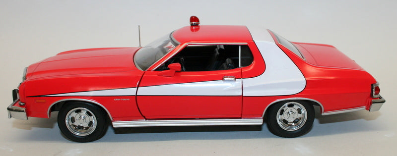 Greenlight 1/24 Scale 84042 - 1976 Ford Gran Torino - Starsky & Hutch Model Car