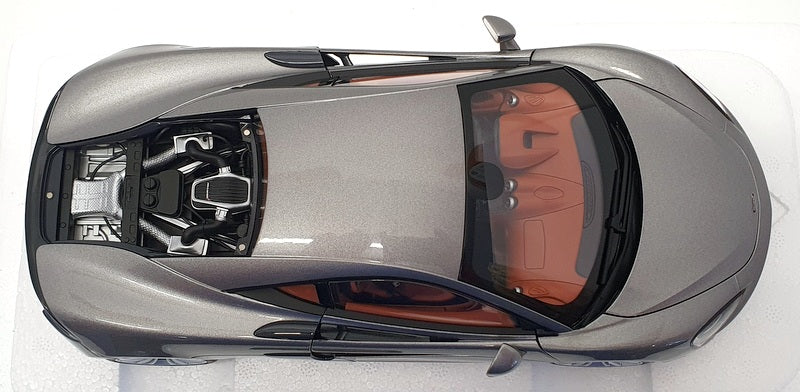 Autoart 1/18 Scale Diecast 76043 - McLaren 570S - Blade Silver