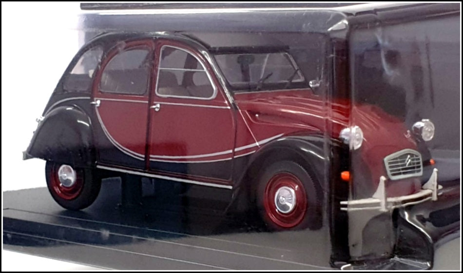 Hachette 1/24 Scale G1N7P002 - 1982 Citroen 2CV Charleston - Dk Red/Black