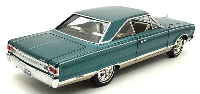 Highway 61 1/18 Scale Diecast 50378 - 1967 Plymouth Satellite - Green