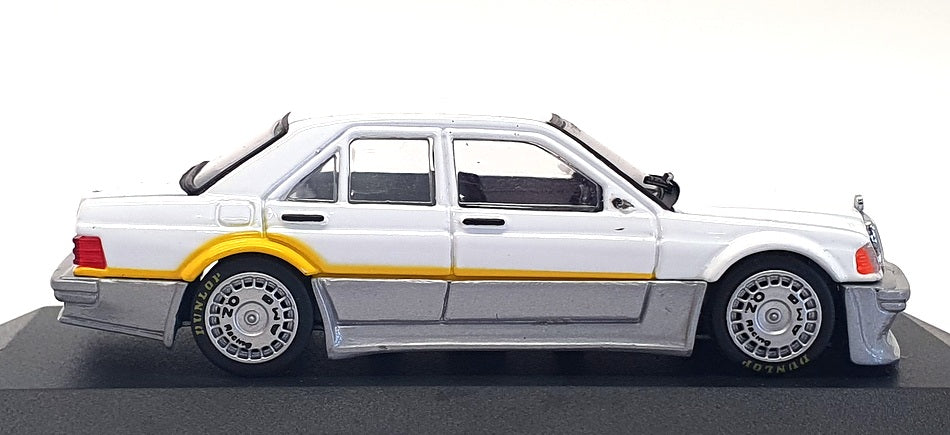 Minichamps 1/43 Scale MC20421 - Mercedes Benz AMG  Dekra #60