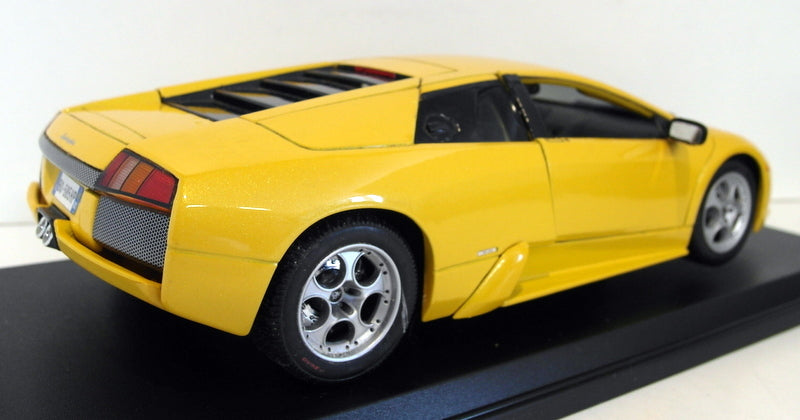 Maisto 1/18 Scale Diecast 31638 - Lamborghini Murcielago - Yellow