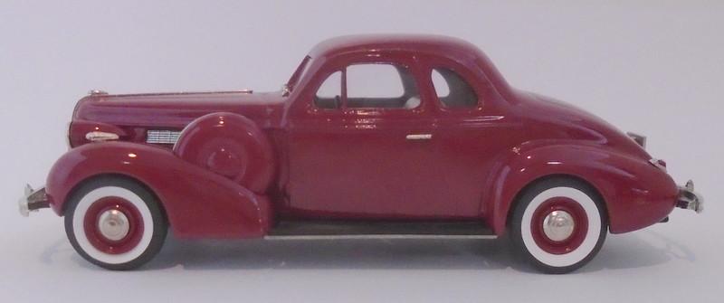 Brooklin Models 1/43 Scale BC021 - 1938 Buick Special Sport Coupe M-46S Maroon