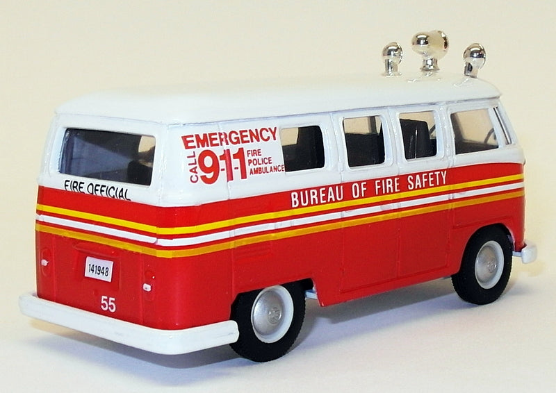 Corgi 1/43 Scale Model Van 98475 - Volkswagen Van - Fire Marshall