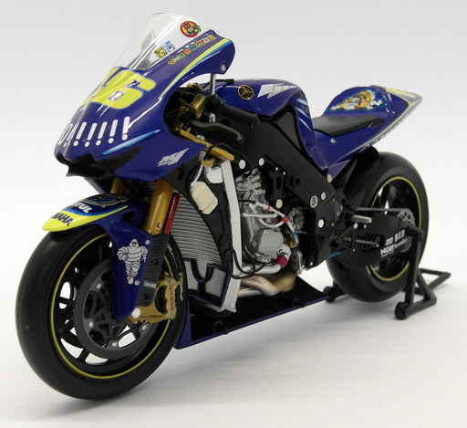 Minichamps 1/12 Scale Diecast 122 043046 Yamaha YZR-M1 Moto GP 2004 Rossi GO!!!!