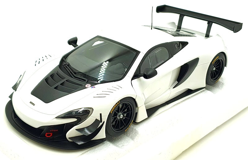 1/18 McLaren / マクラーレン 650S GT3 ホワイト Amazon | AUTOart 1/18 マクラーレン 650S GT3 ホワイト 完成品