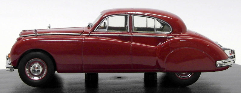 Oxford Diecast 1/43 Scale JAGVII004 - Jaguar MkVIIM - Queen Mother Claret
