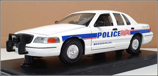Classic Metal Works 1/24 Scale 25822I - Ford Crown Victoria Police - Manassas