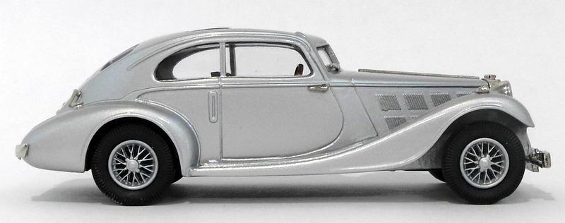 Lansdowne Models 1/43 Scale LDM29A - 1935 Triumph Vitesse Flow-Free - Silver