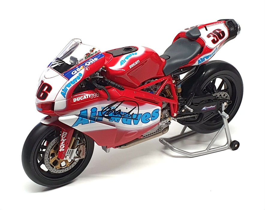 Minichamps 1/12 Scale 122 052236 - Ducati 999F04 Lavilla 2005 SIGNED