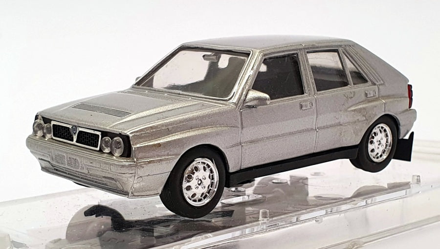 Vitesse 1/43 Scale Model Car VLS01 - Lancia Delta HF Stradale - Silver