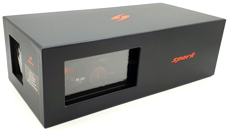 Spark 1/18 Scale 18S755 Oracle Red Bull RB18 Saudi Arabia 2022 Pole Perez #11