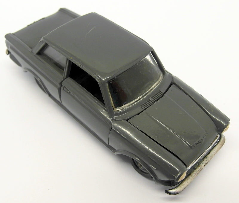 USSR Branded 1/43 Scale - USSR02 Ford Consul Cortina MK1 Grey