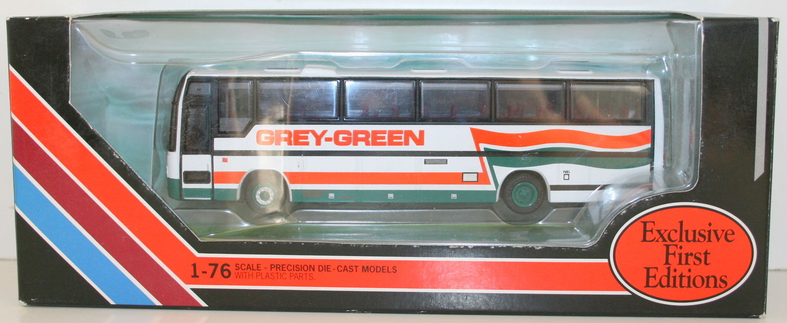 EFE 1/76 26602 Plaxton Paramount 3500 Grey Green
