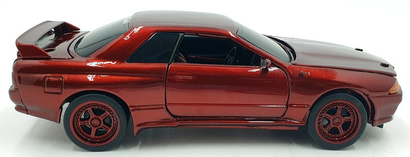 Kyosho 1/18 Scale Diecast DC26123U - Nissan Skyline GTR - Metallic Red