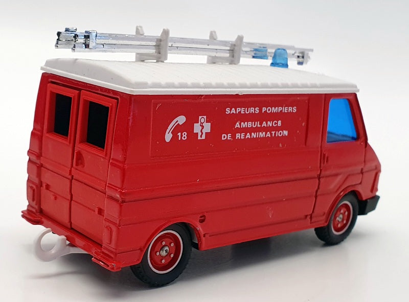 Solido 1/50 Scale Diecast 2118 - 1980 Citroen C35 Echelle Fire Truck