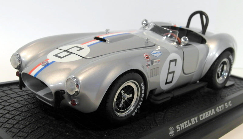 Kyosho 1/18 Scale Diecast - 08041S Shelby Cobra 427 S/C Racing Silver