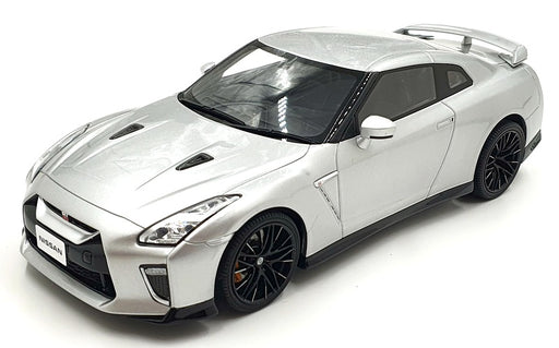Kyosho 1/18 Scale Diecast KSR18044S - Nissan GT-R Premium edition - Silver