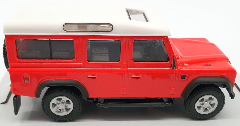Cararama 1/43 Model Car Scale 453260 - Land Rover Defender - Masal Red