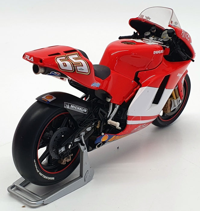 Minichamps 1/12 Scale 122 040065 - Ducati Desmosedici MotoGP 2004 - Capirossi