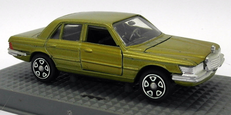 Intercars 1/43 Scale Vintage Diecast - NC2B Mercedes Benz 450 Green