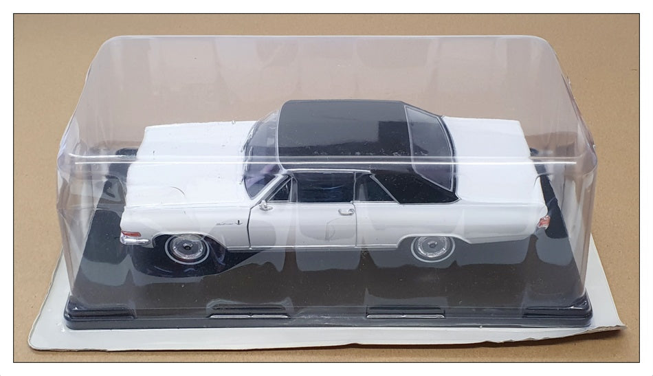 Hachette 1/24 Scale G1648005 - 1965 Opel Diplomat V8 Coupe - White/Black