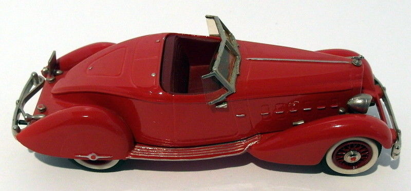 Minimarque 43 1/43 Scale US8A - 1934 Packard Boattail Runabout Speedster - Red