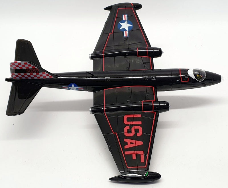 Corgi 1/72 Scale Model Aircraft AA34702 - Martin RB-57A #363 TRW S.Carolina 1964