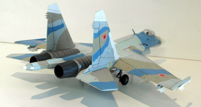 Gaincorp 1/72 Scale diecast - 8015 Sukhoi SU-27 Flanker