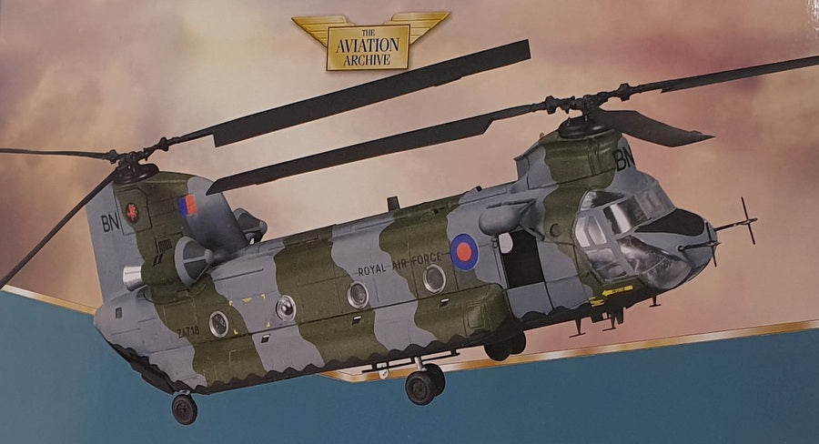 Corgi 1/72 AA34202 - Boeing Vertol Chinook HC.1 18Sqn RAF Falklands