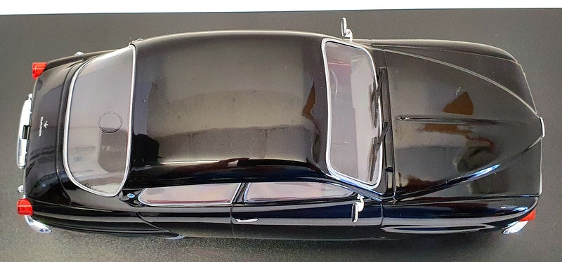 Whitebox 1/24 Scale Model Car WB124051 - 1970 Saab 96 V4 - Black