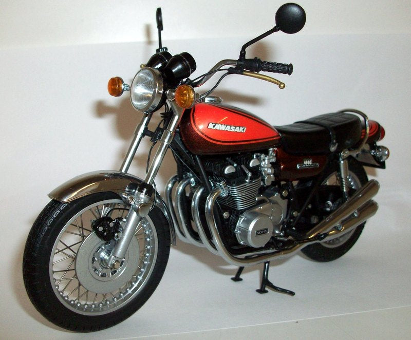 Minichamps 1/12 Scale - 122 164100 Kawasaki Z1 900 Candy brown 1972