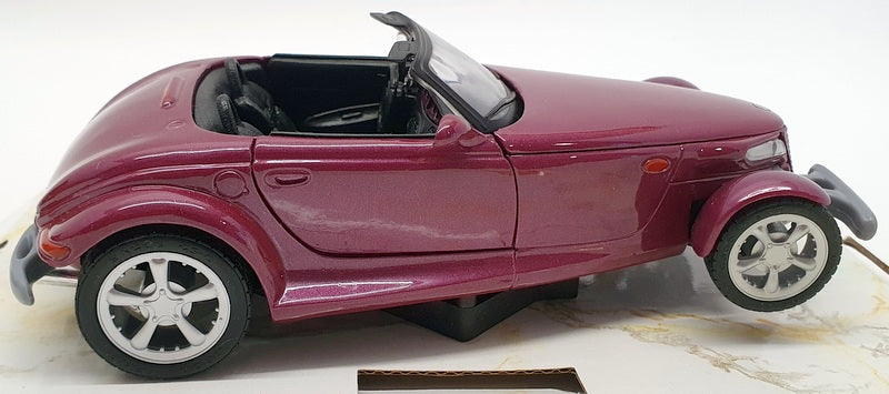Maisto 1/24 Scale Model Car 31931 - 1997 Plymouth Prowler - Purple