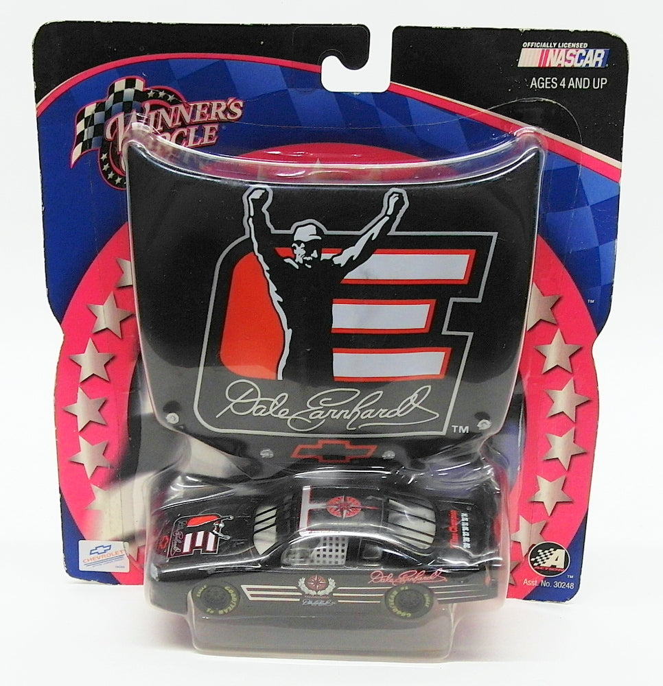 Winners Circle 1/43 Scale 18588 Chevrolet Monte Carlo 2002 Dale Earnhardt Nascar
