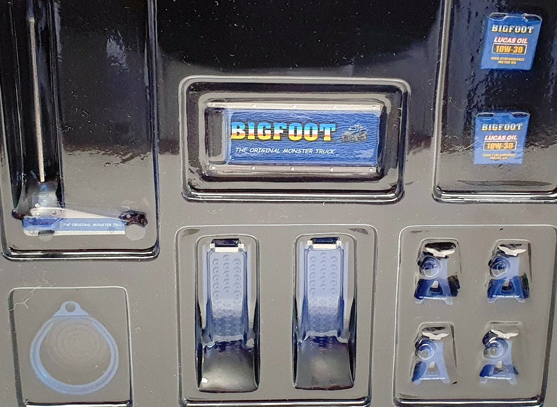 Greenlight 1/18 Scale GMP18944 - Bigfoot Shop Tool Set