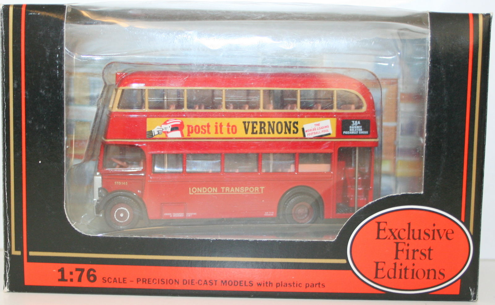EFE 1/76 20201 LONDON TRANSPORT STD CWS VERNONS 38A VICTORIA