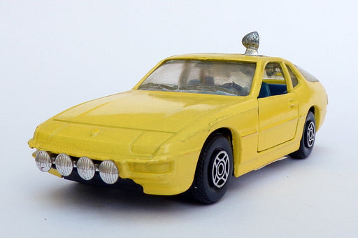 Corgi 11.5cm Long Vintage Diecast CG78 - Porsche 924 - Yellow
