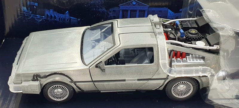 Jada 1/24 Scale Diecast 32911 - DeLorean Time Machine Light Up